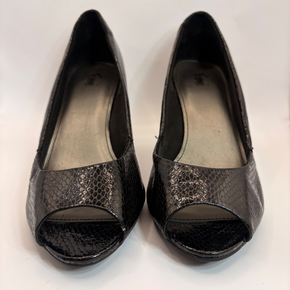 Fioni Womens Black Snakeskin Embossed Peep Toe Pumps Stiletto Heels Size 8.5W